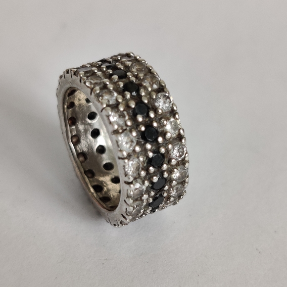 Three Row Sterling Silver Band Ring 💍 White and Black Spinel Stones - Picture 11 of 16